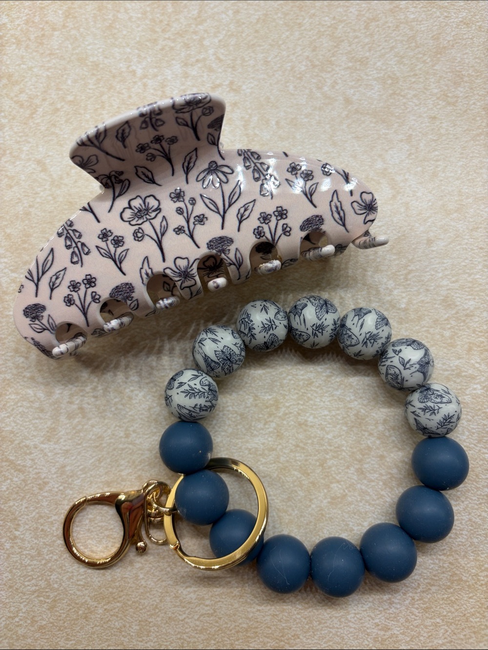 Navy and White Beaded Floral Wristlet Keyring & Claw Clip